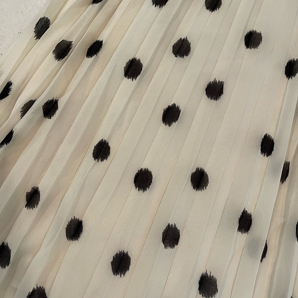 A new day pleated elastic waist polka dot midi Size XS